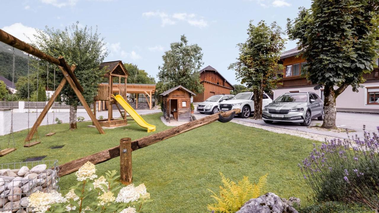 Haus Regina Aparthotel Strobl Exterior photo