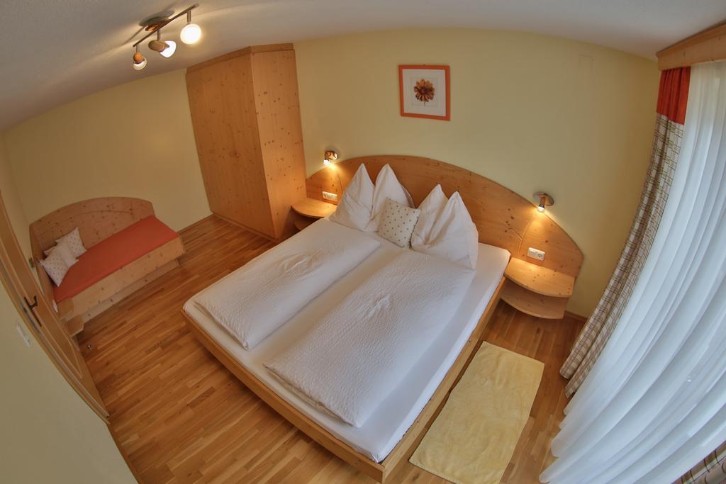 Haus Regina Aparthotel Strobl Exterior photo