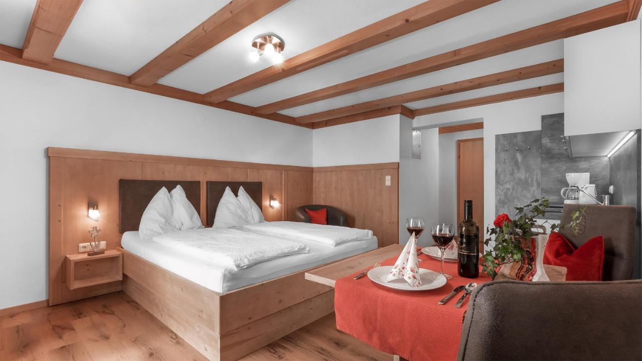 Haus Regina Aparthotel Strobl Exterior photo